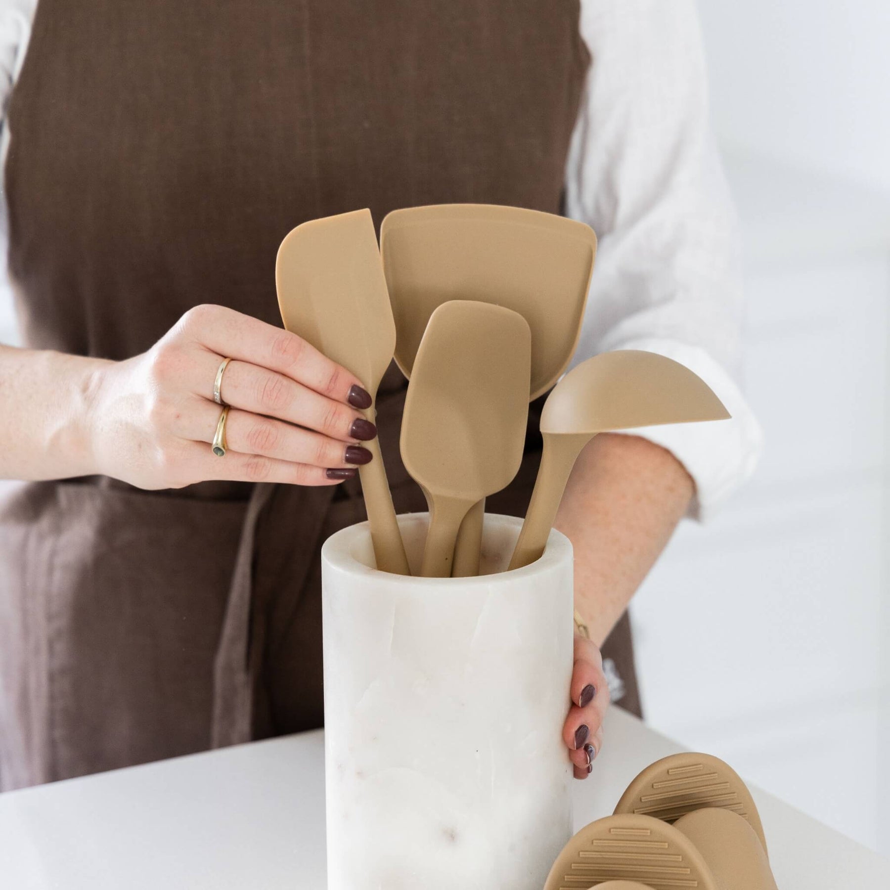 Seed & SproutSeed and Sprout Premium Silicone Kitchen Utensil Set for Non - Stick Cookware, Heat - Resistant, Durable same day gift delivery melbourne