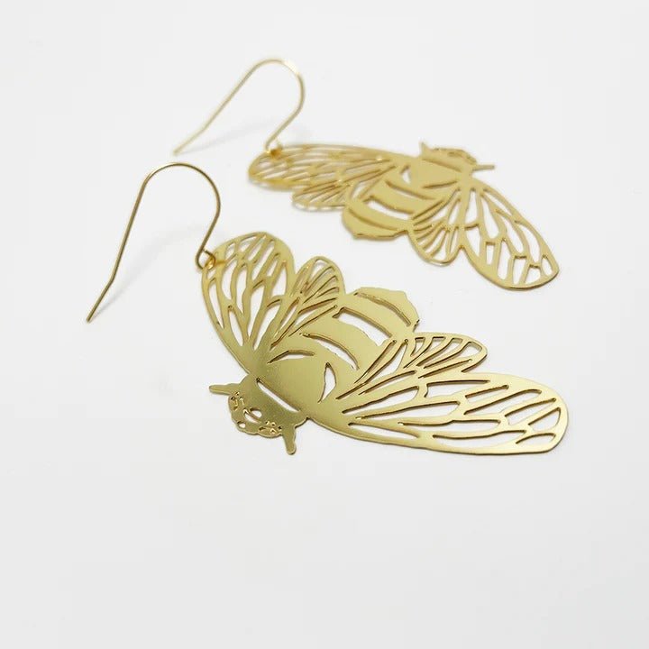 DENZ Bee dangles in gold