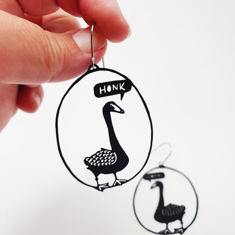 DENZ Honk the Swan in Black