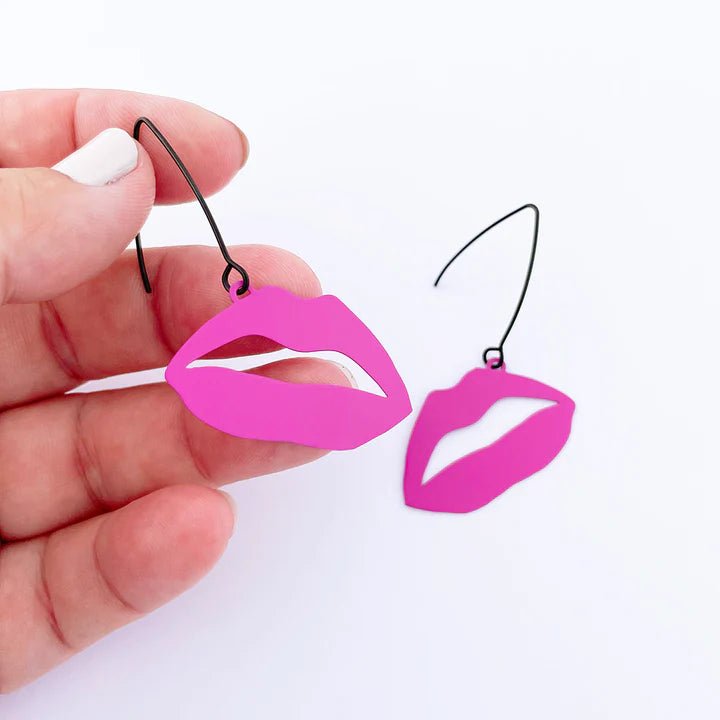DENZ Hot Lips in Hot Pink