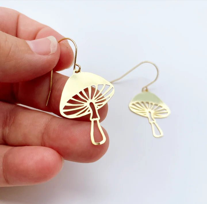 DENZ Mini Mushie dangles in gold
