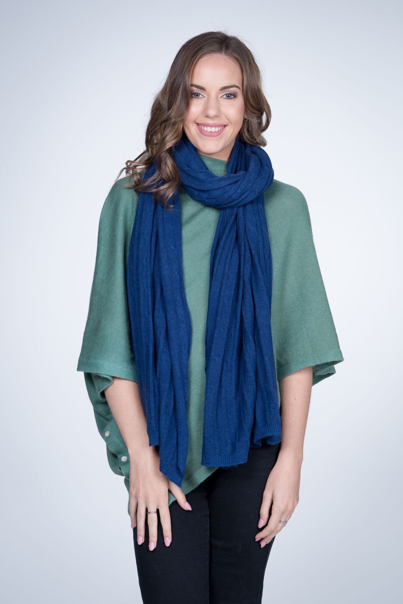 Nine Yaks Cable Knit Cashmere Shawl Dyed