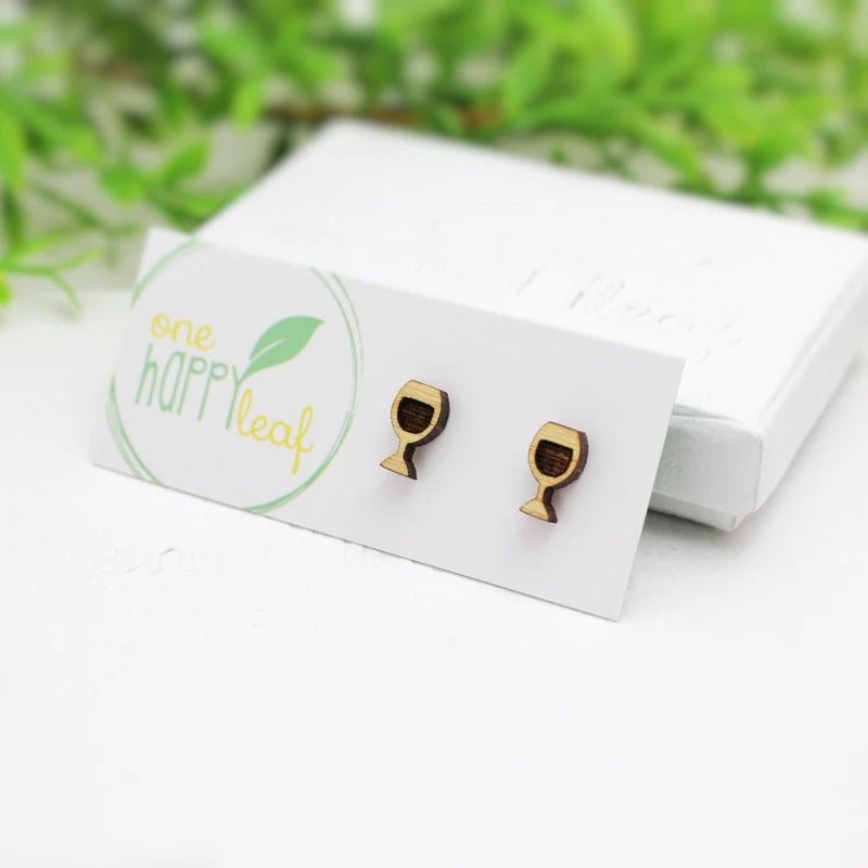 One Happy Leaf Wine Glass Studs