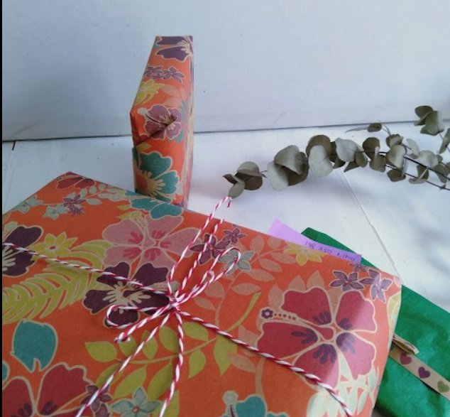 Gift Box with Ribbon