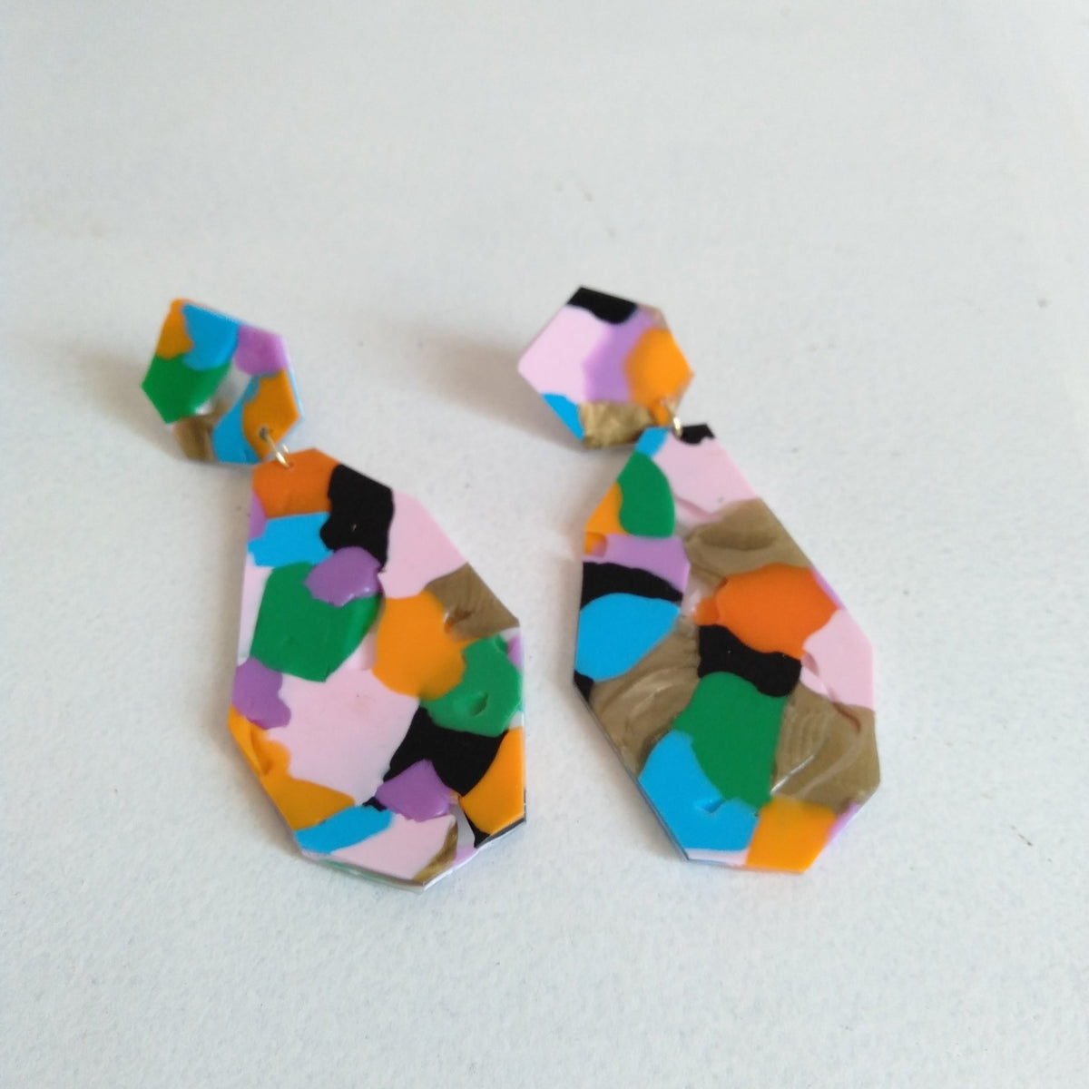 Singleuse MultiverseSingleuse Multiverse Gem Drop Dangles Party bomber #same day gift delivery melbourne#