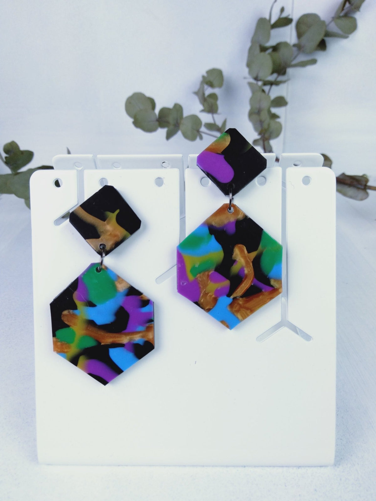 Singleuse MultiverseSingleuse Multiverse Hexagon Dangles #same day gift delivery melbourne#