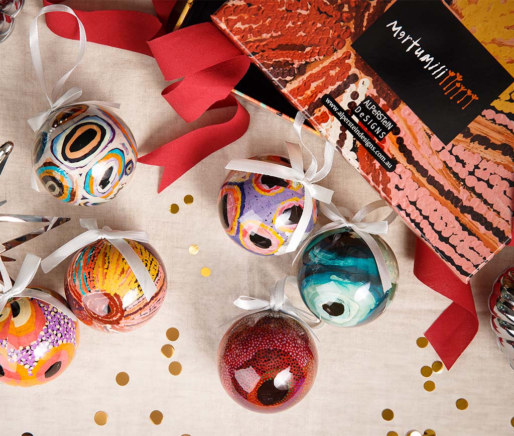 Alperstein Designs - 6 Pack Xmas Baubles - Martumili Artists