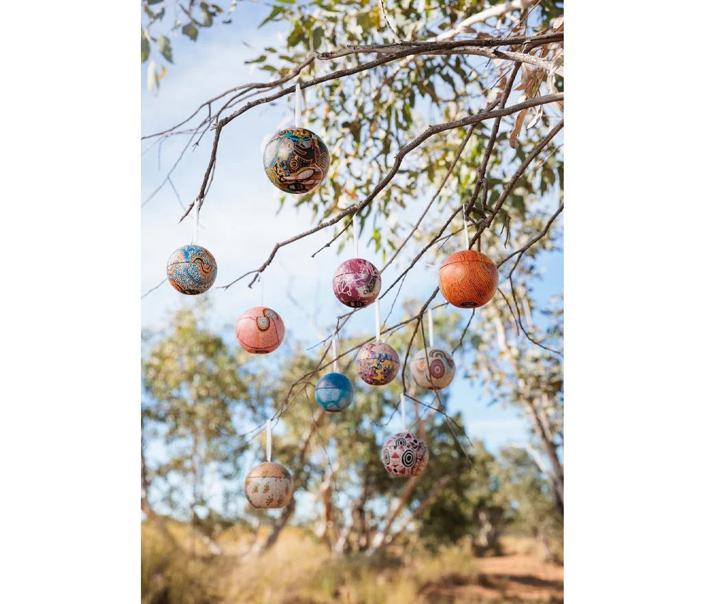 Alperstein Designs - Debbie Brown Christmas Bauble Tin