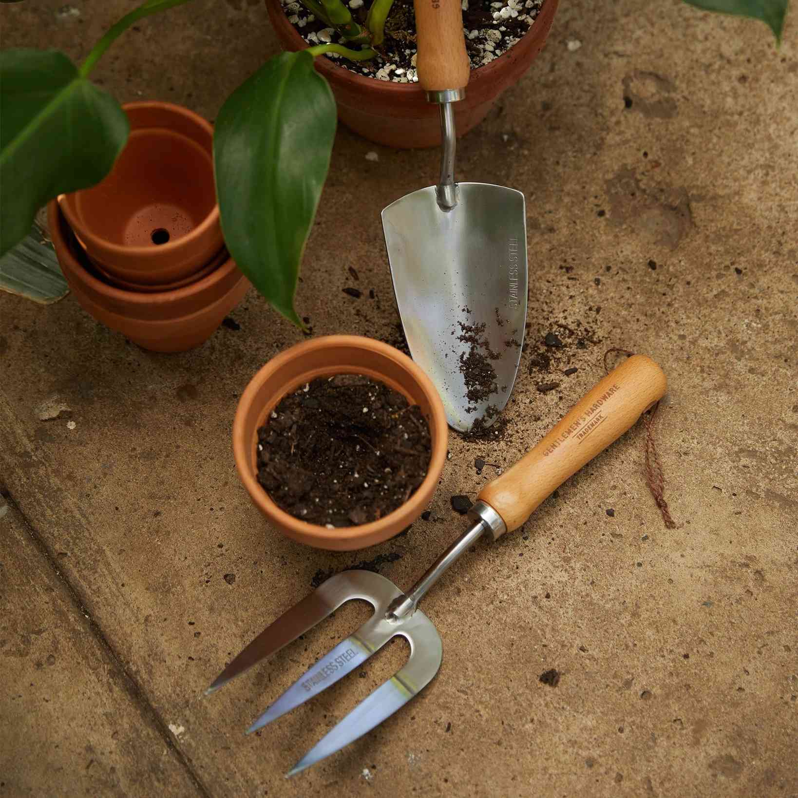 Gentlemen's HardwareGentlemen's Hardware Fork And Trowel Set same day gift delivery melbourne