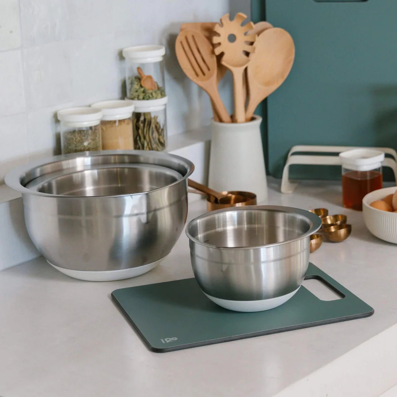 Seed and Sprout CoSeed & Sprout Stainless Steel Easy Pour Mixing Bowl Set same day gift delivery melbourne