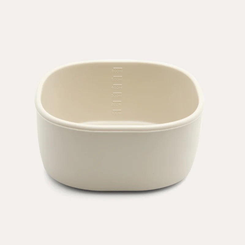 Seed & Sprout Silicone Nesting Container interior measurement scale.