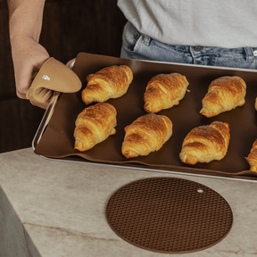 Seed & SproutSilicone Oven Mitt Set same day gift delivery melbourne