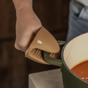 Seed & SproutSilicone Oven Mitt Set same day gift delivery melbourne