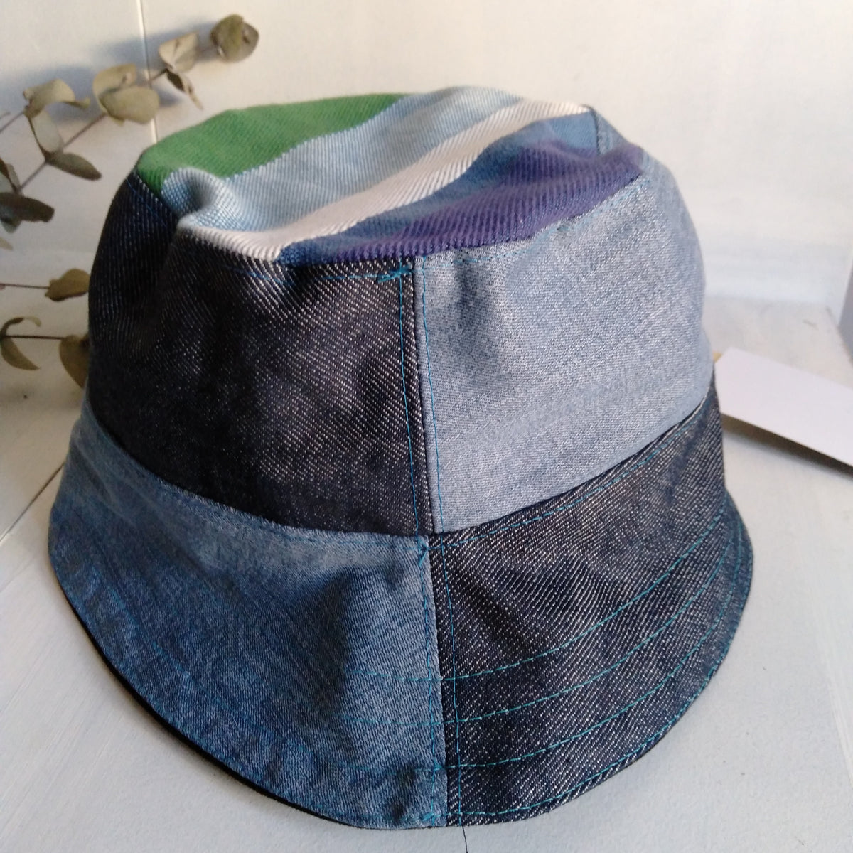 Bucket reversible hat - Art 2 - Pookipoiga