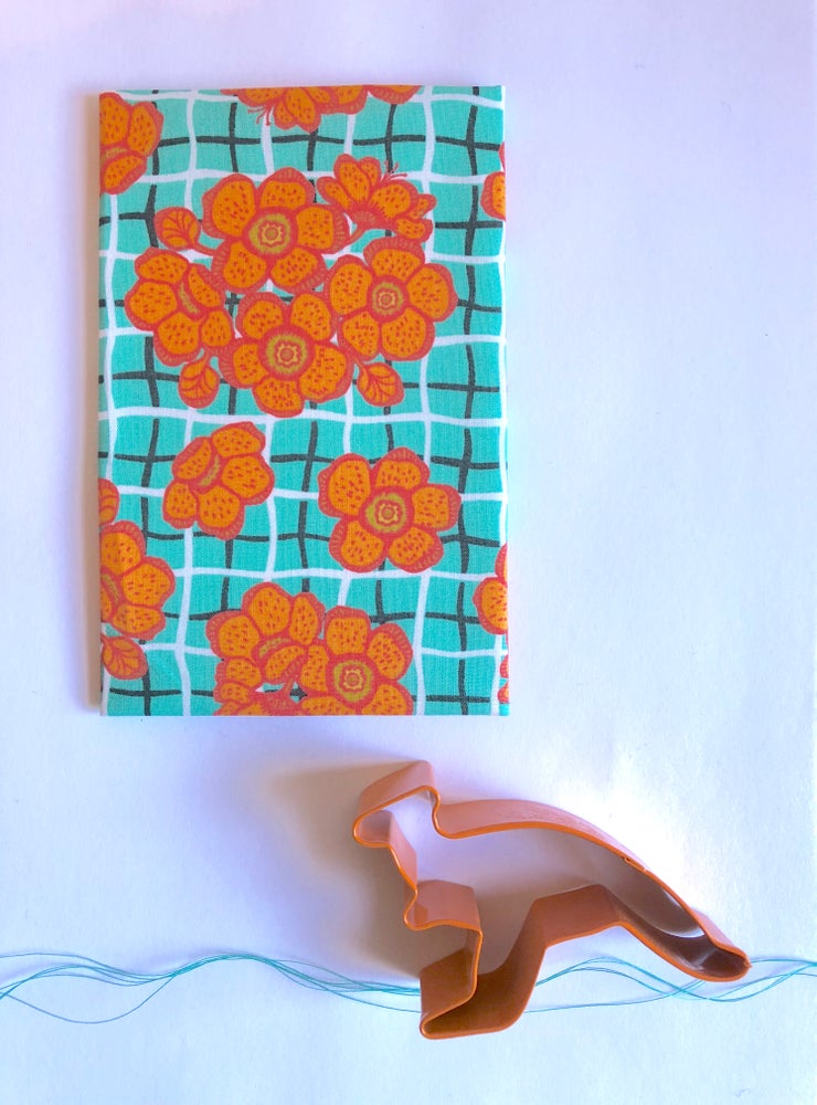 BORONIA ORANGE & SPEARMINT - Pookipoiga