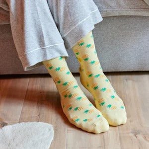 Conscious Step Socks that Provide Meals-Pineapple