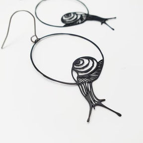 DENZ Snails in black