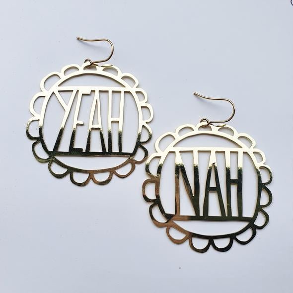 DENZ YEAH NAH in Gold earrings