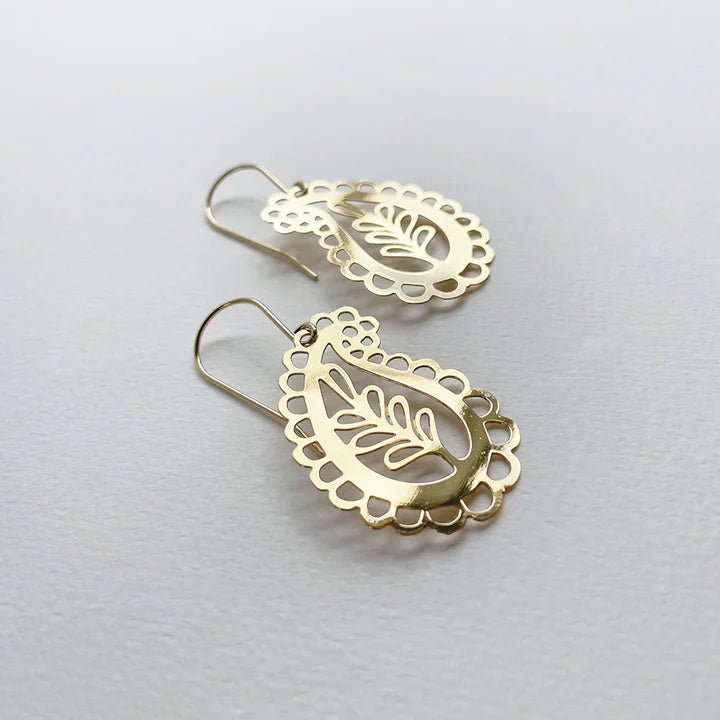 DENZ Mini Paisley dangles in gold, angled view