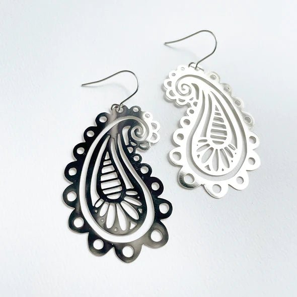 DENZ Paisley dangles in silver 