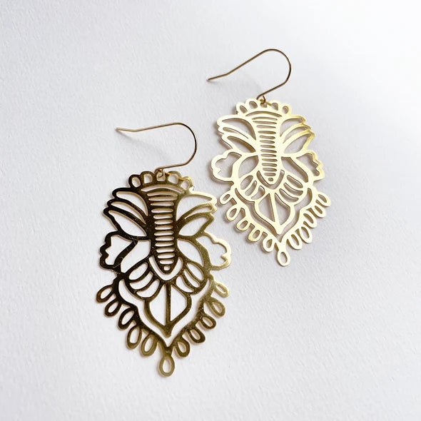 DENZ Rhapsody dangles in gold 
