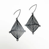 DENZ Shield dangles in black 