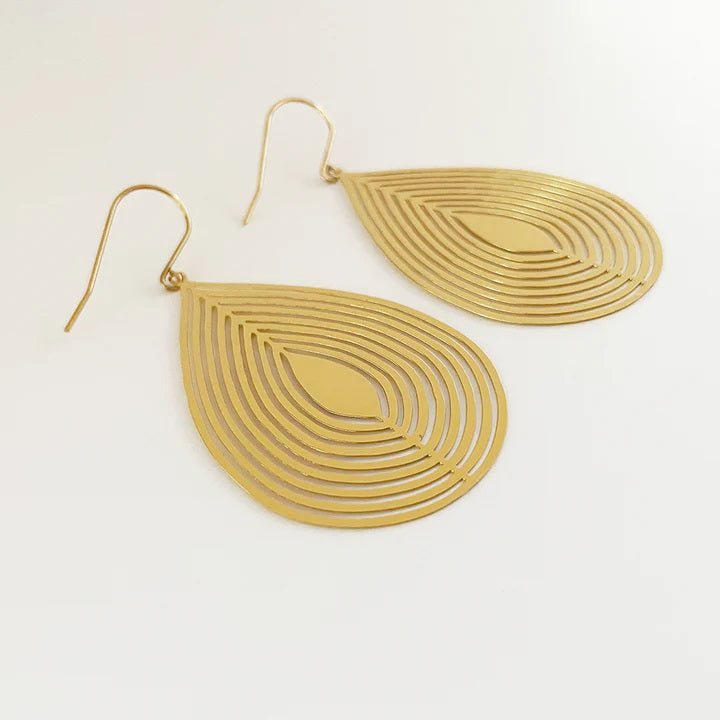 DENZ Tear dangles 'flat' in gold, angled view