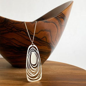 Eddy Pendant Necklace